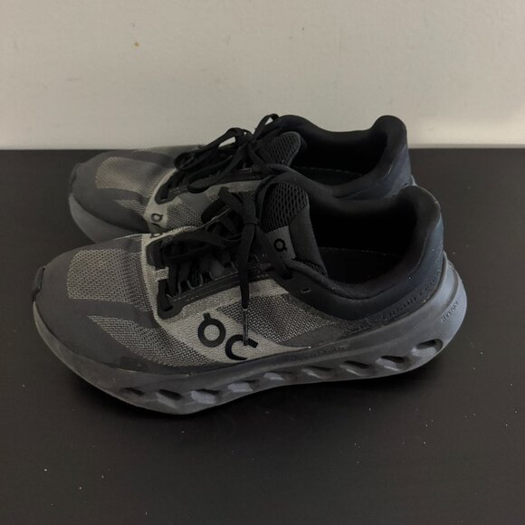 Women's On Cloud Shoes - Black - Size 7 - Picture 6 of 7